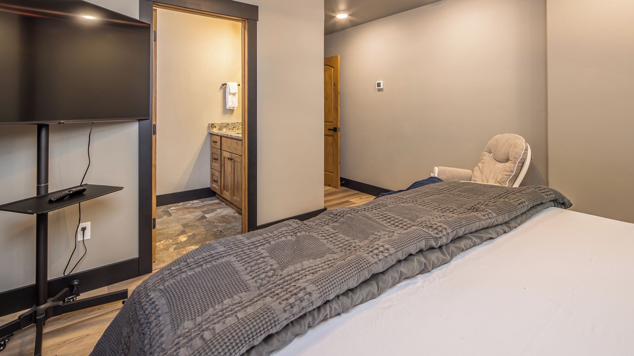 Photo of Bedroom in Gallatin Gateway