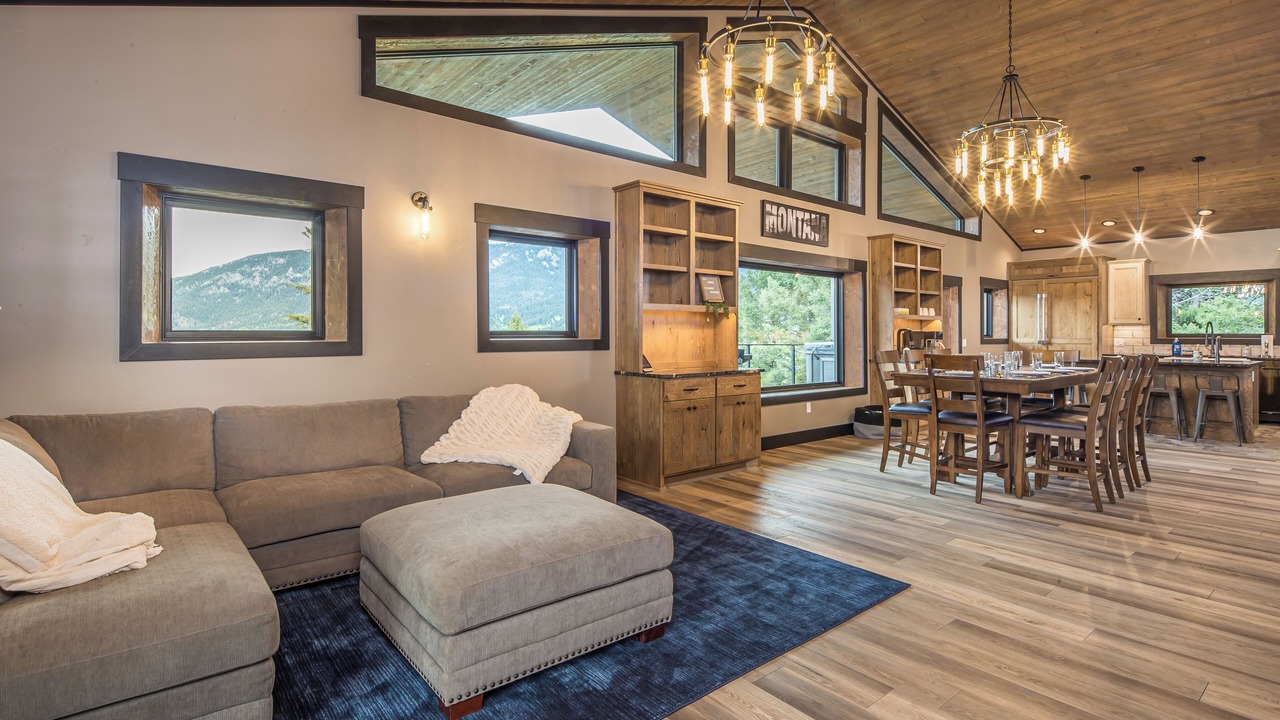 Photo of Livingroom in Gallatin Gateway