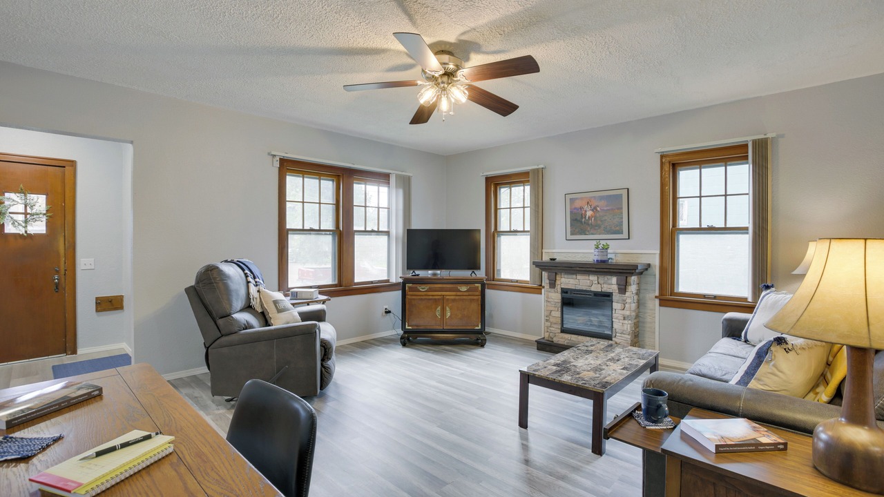 Photo of Livingroom in Glendive