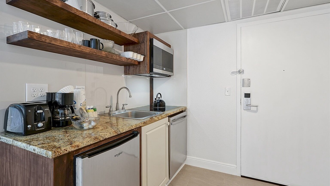 Photo of Kitchen in Florida Center