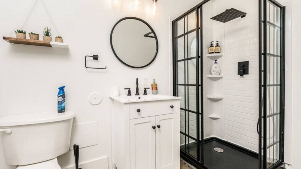 Photo of Bathroom in Veterans Park