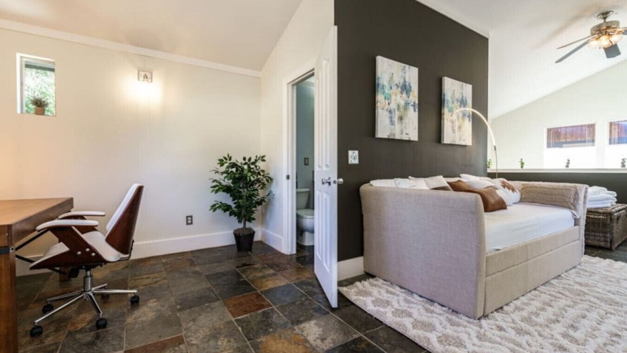 Photo of Bedroom in Veterans Park