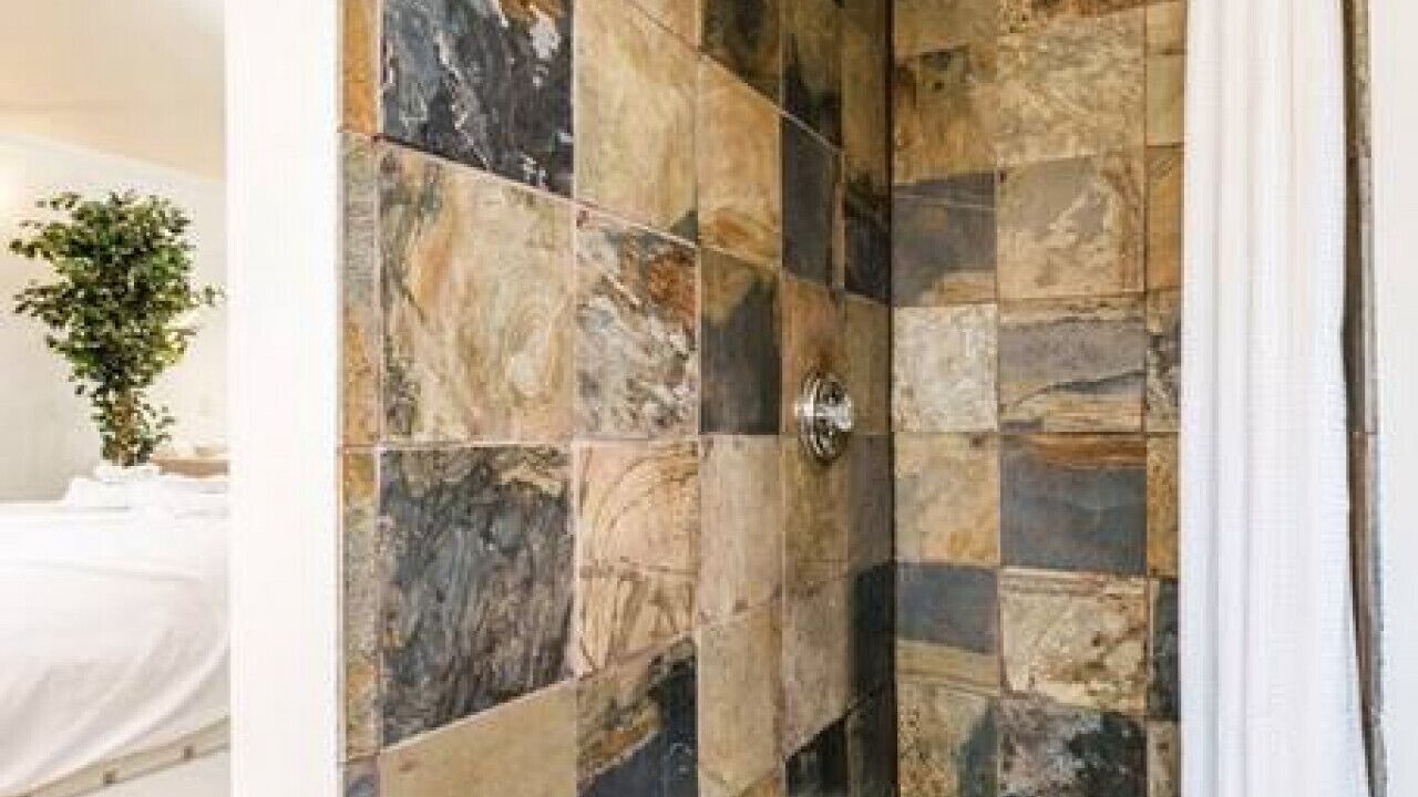 Photo of Bathroom in Veterans Park