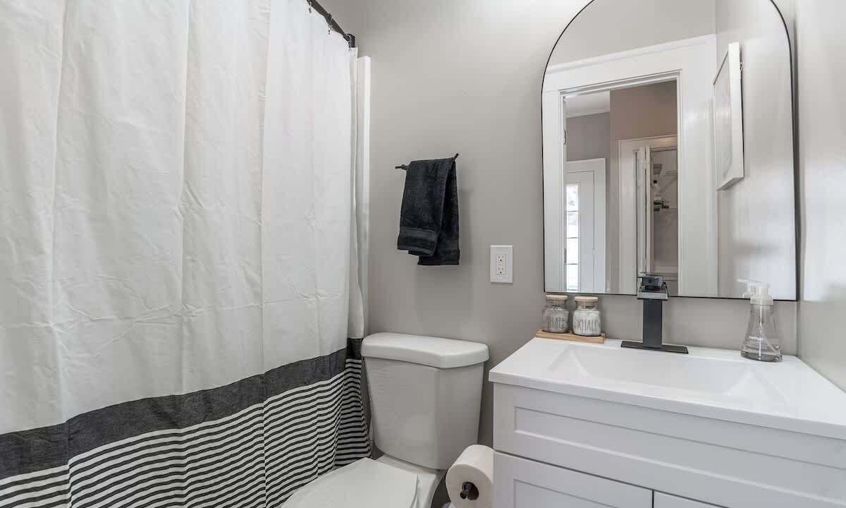 Photo of Bathroom in Columbia