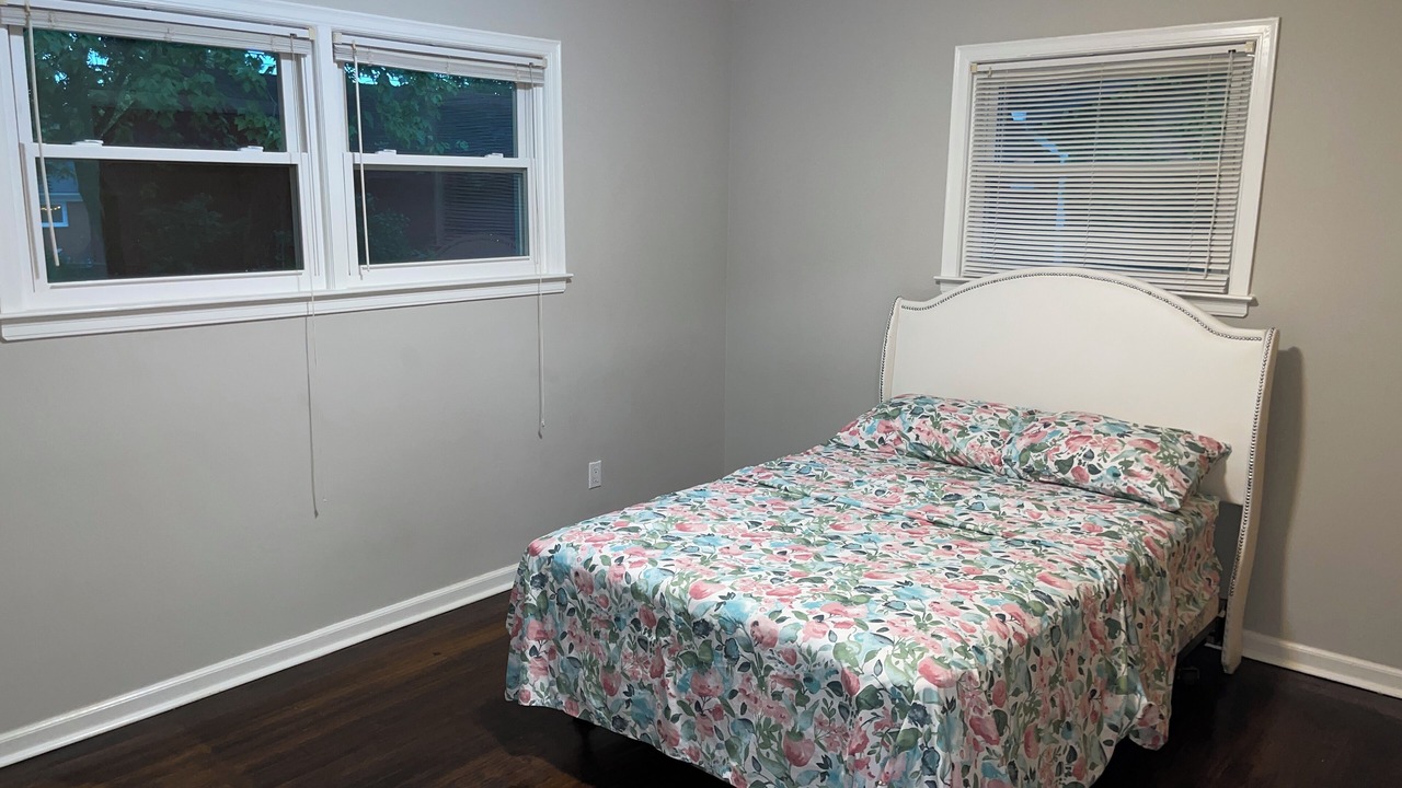 Photo of Bedroom in Livonia