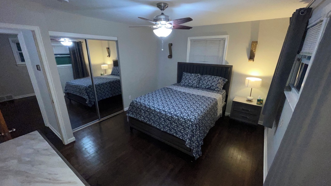 Photo of Bedroom in Livonia