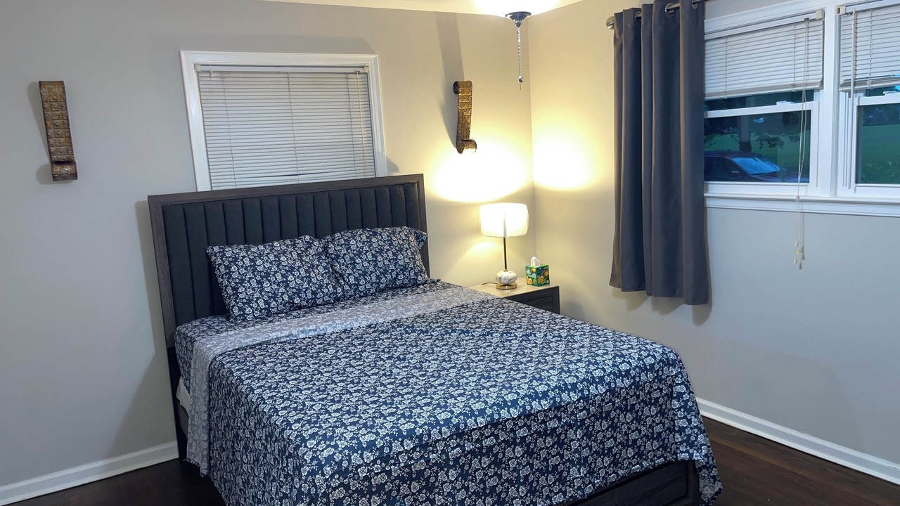 Photo of Bedroom in Livonia