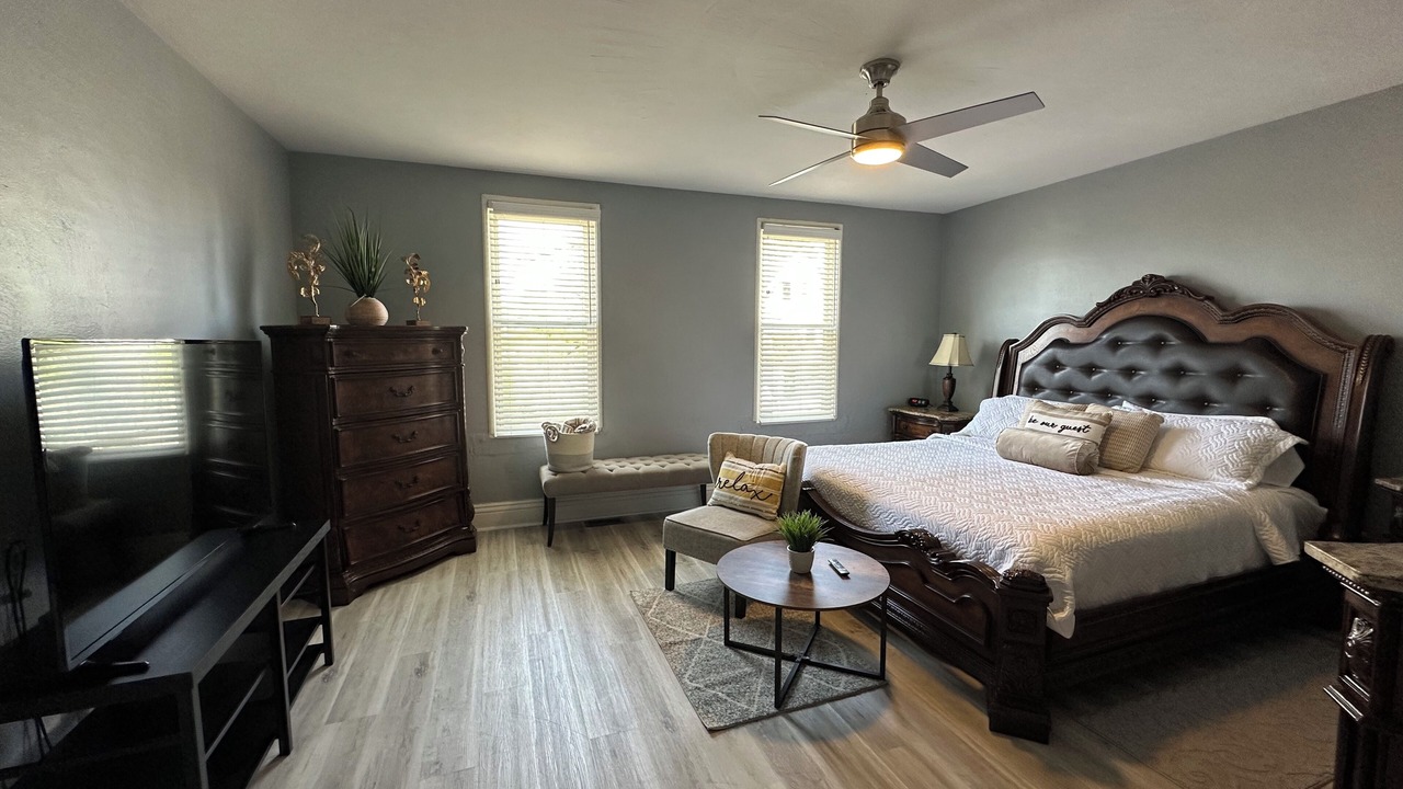 Photo of Bedroom in Lincoln-Lemington-Belmar