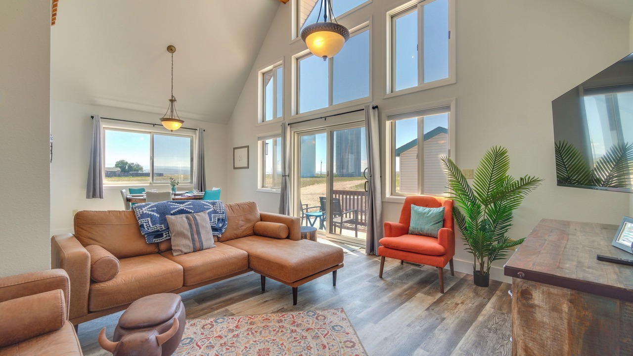 Photo of Livingroom in Saratoga