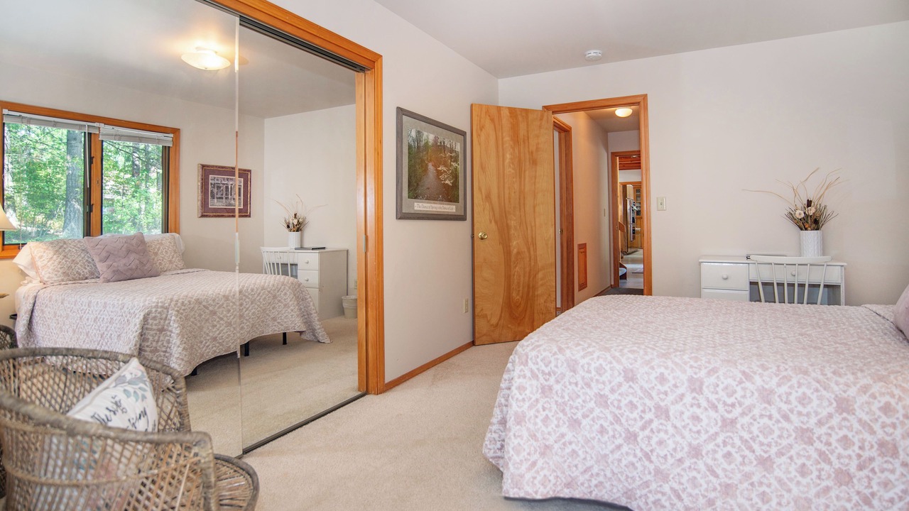 Photo of Bedroom in Sandpoint