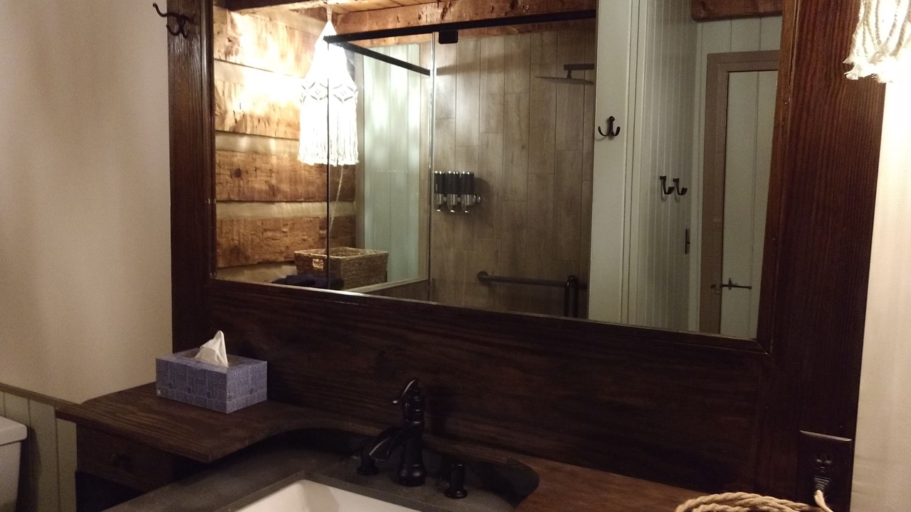 Photo of Bathroom in Kodak