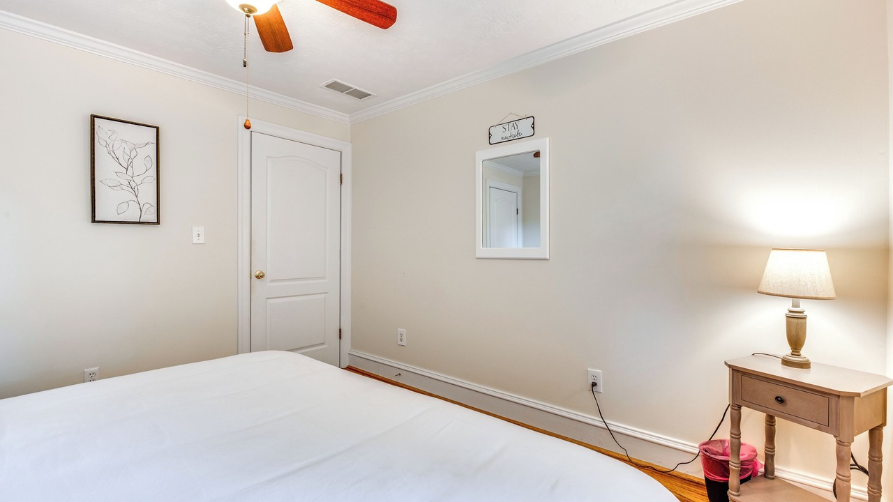 Photo of Bedroom in Westside