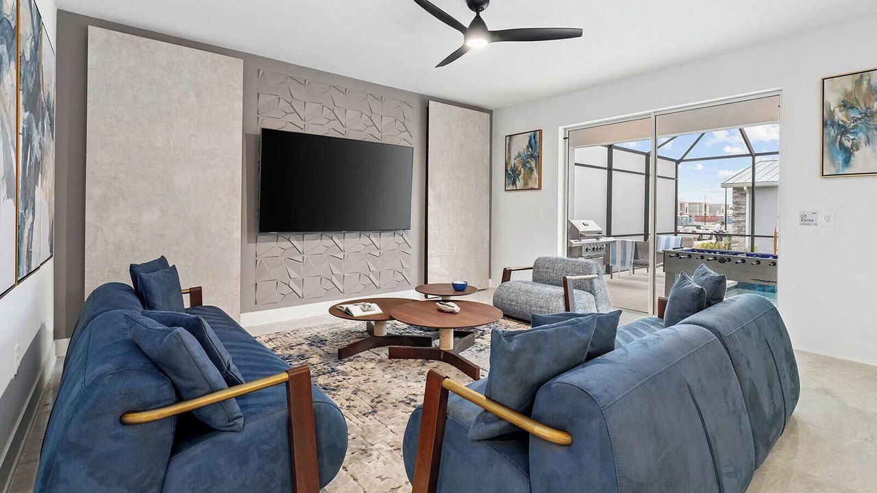Photo of Livingroom in Florida Center