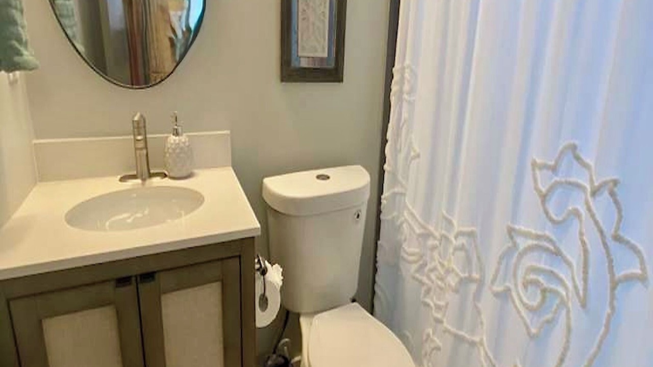 Photo of Bathroom in Prosperity Church Road
