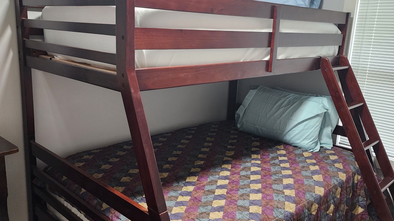 Photo of Bedroom in Cascade