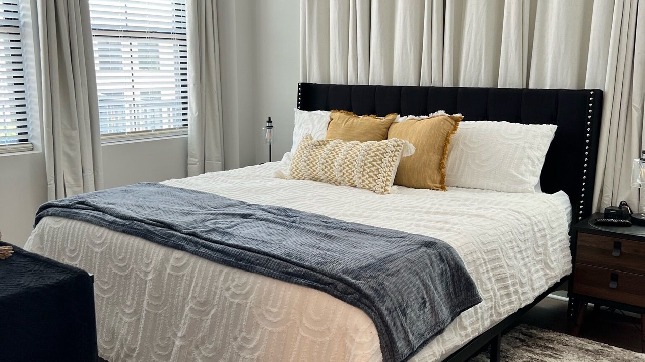 Photo of Bedroom in Speedway