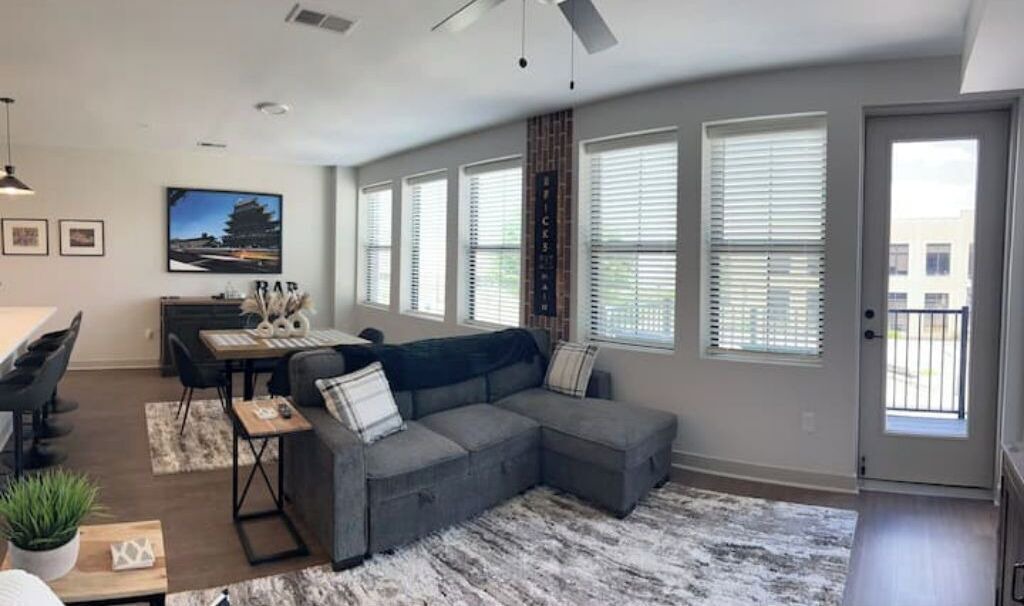 Photo of Livingroom in Speedway