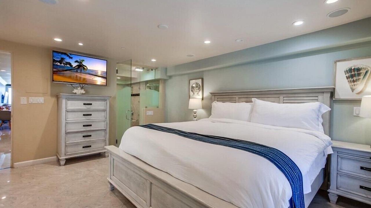 Photo of Bedroom in Mission Beach