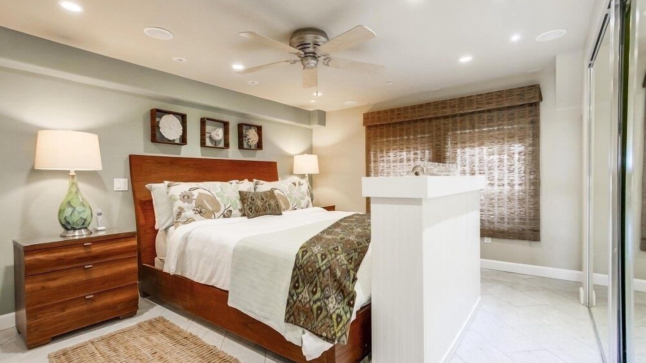 Photo of Bedroom in Mission Beach