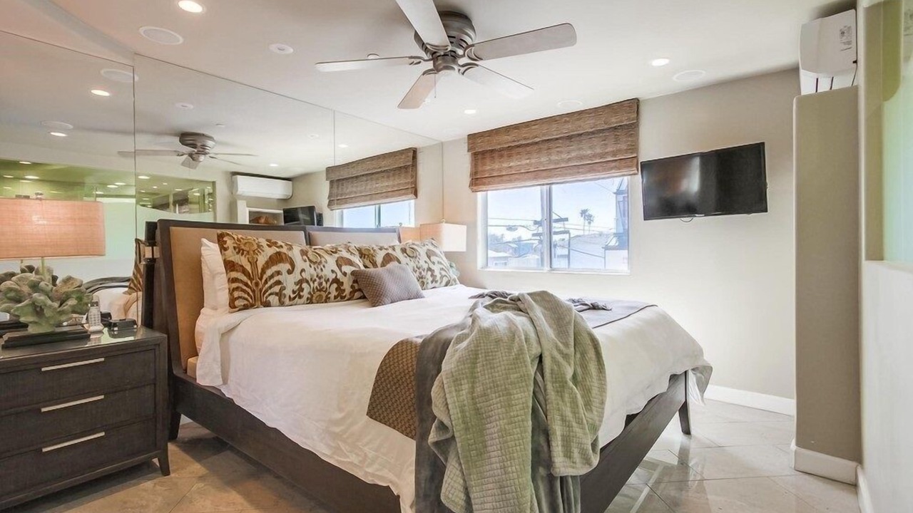Photo of Bedroom in Mission Beach