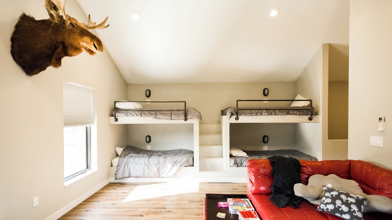 Photo of Bedroom in Medora