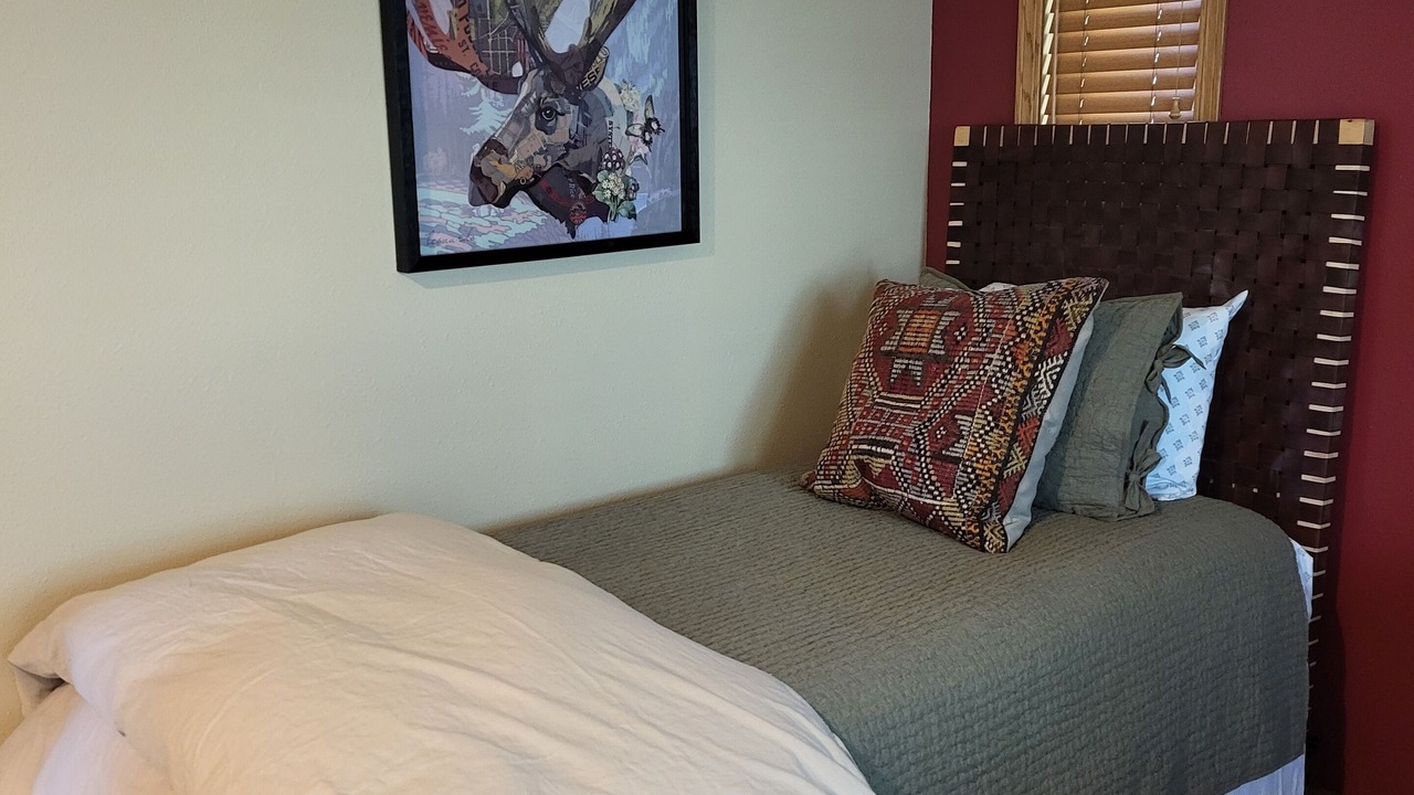 Photo of Bedroom in Cascade