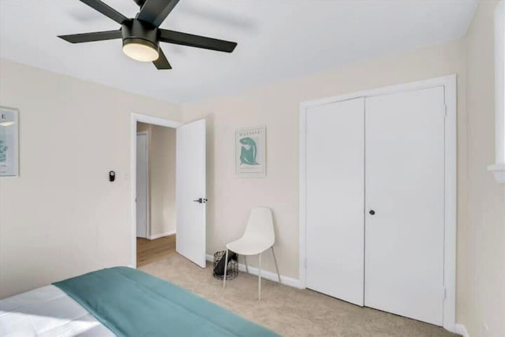 Photo of Bedroom in Bryn Mawr-Skyway