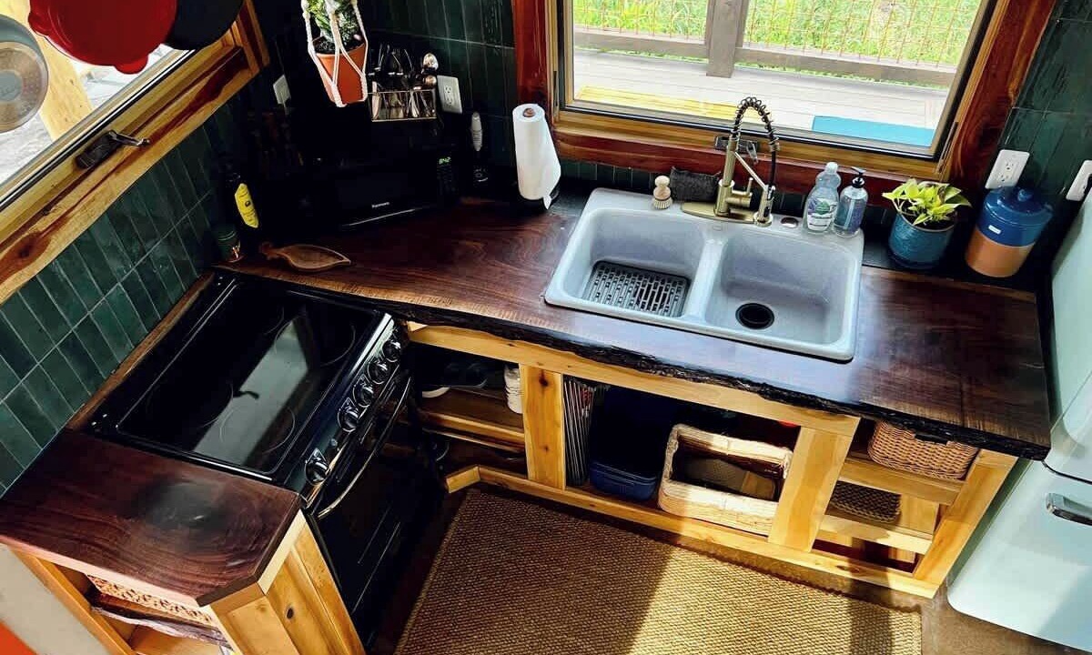 Photo of Kitchen in Lupton City