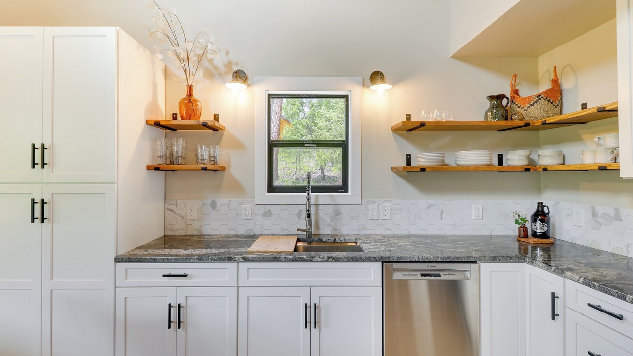 Photo of Kitchen in Lakeside