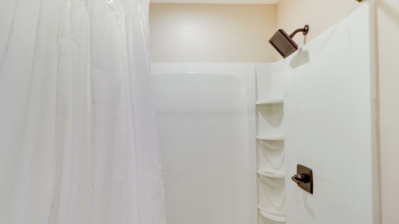 Photo of Bathroom in Lakeside