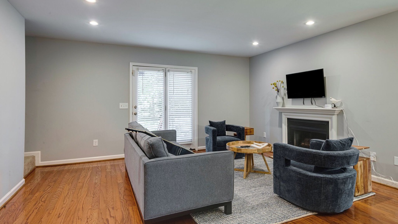 Photo of Livingroom in Green Hills