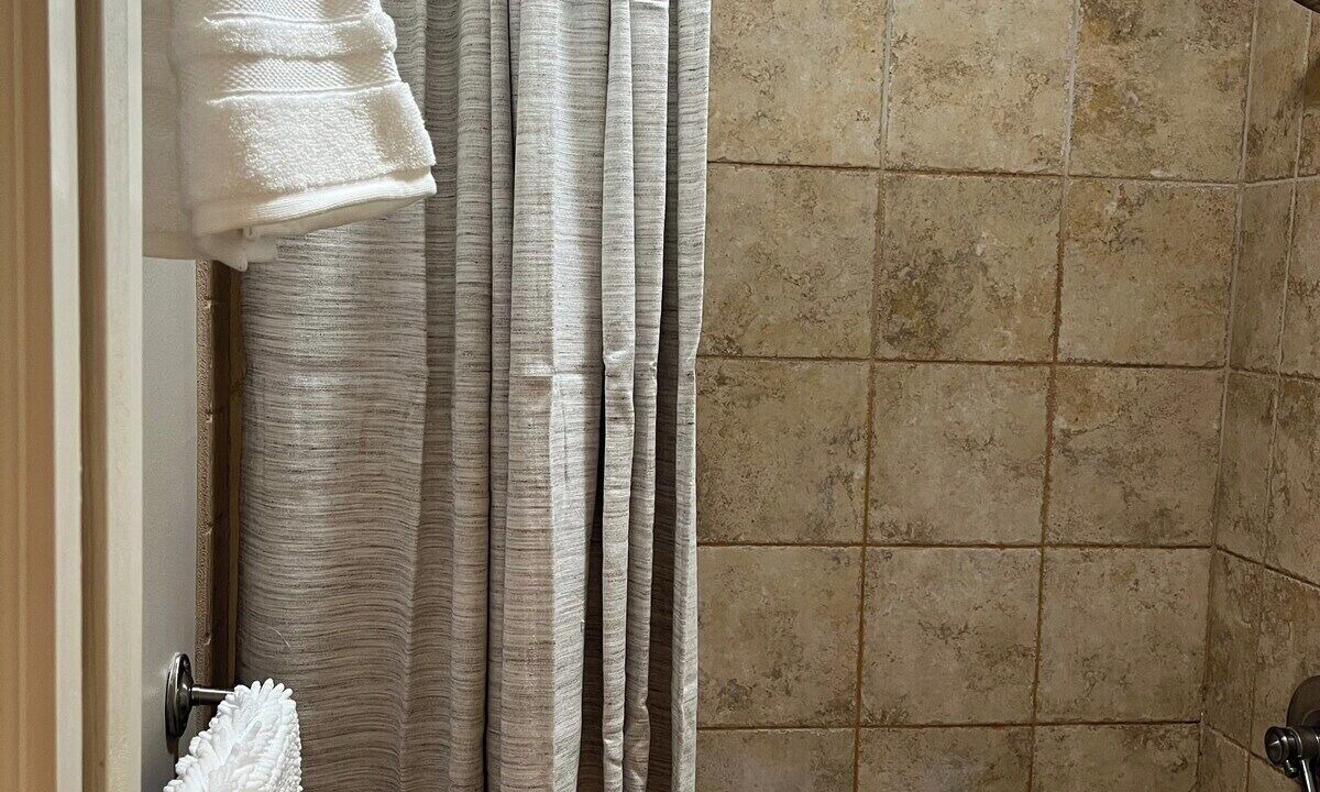 Photo of Bathroom in Green Hills