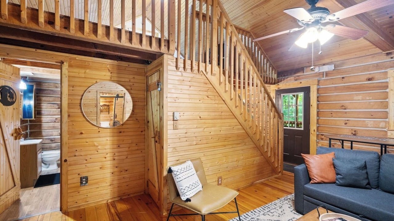 Photo of Livingroom in Birdseye