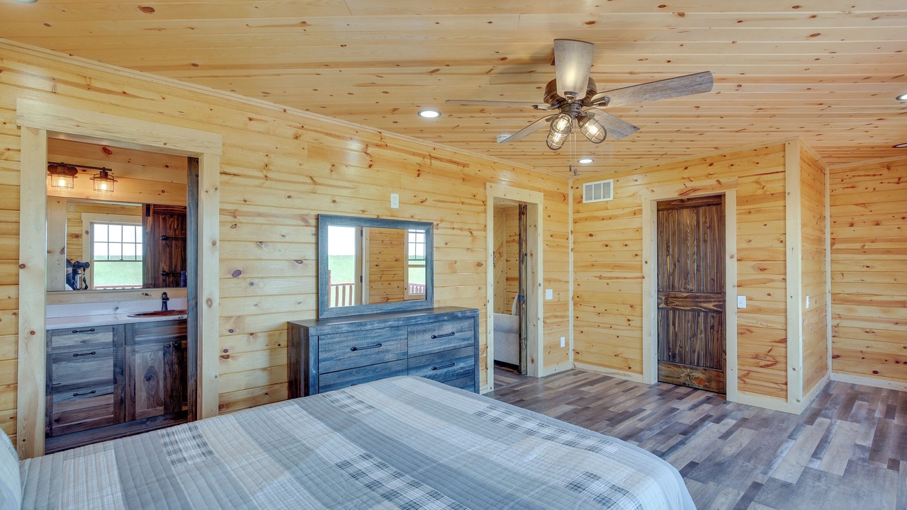 Photo of Bedroom in Sundance