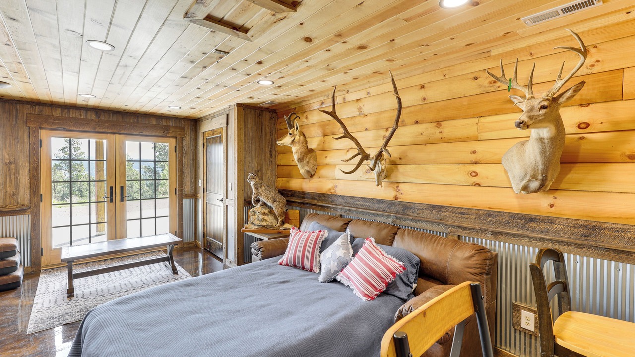 Photo of Bedroom in Sundance