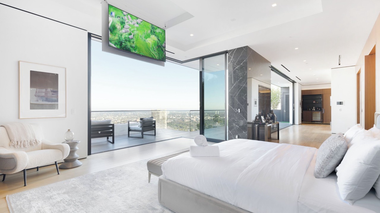 Photo of Bedroom in The Bird Streets