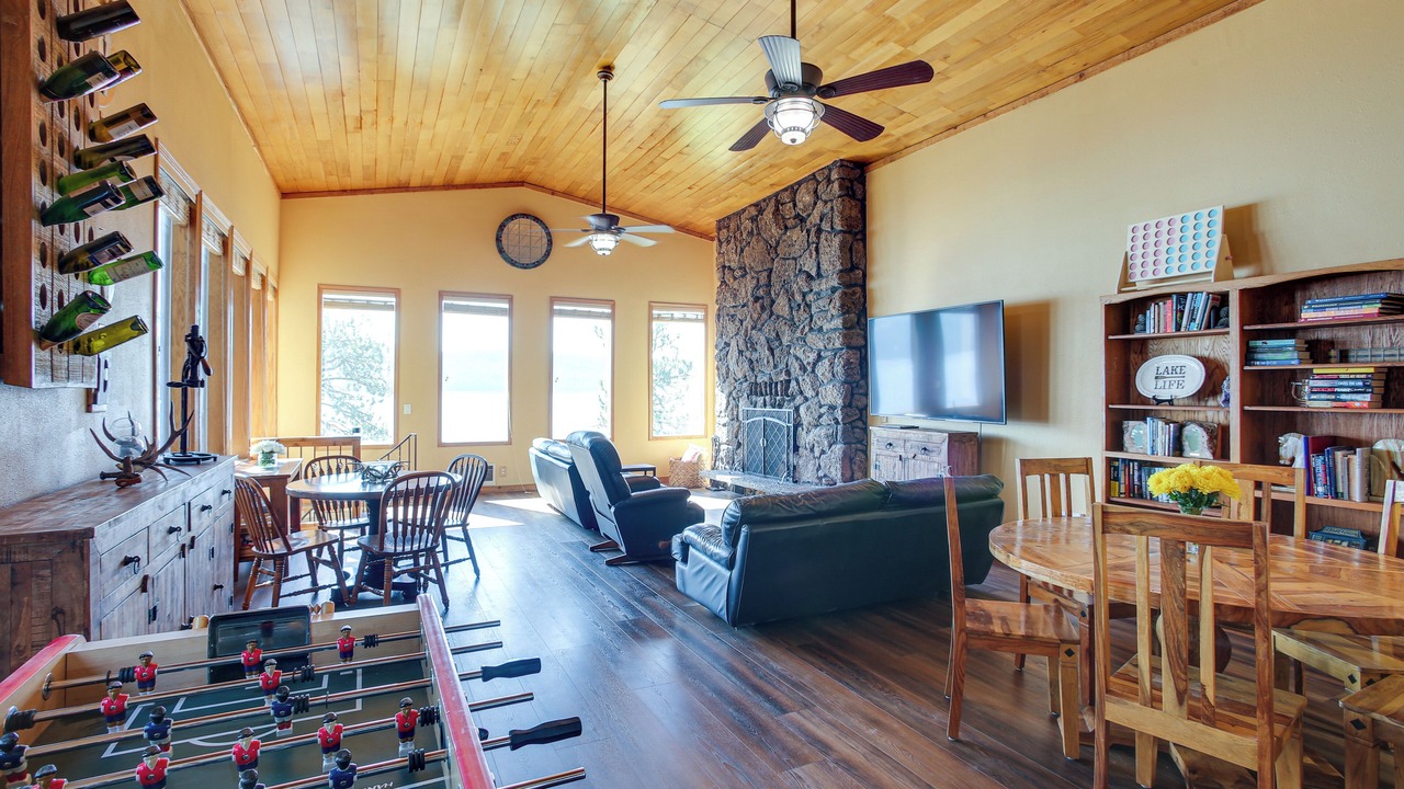 Photo of Bedroom in Rockford Bay