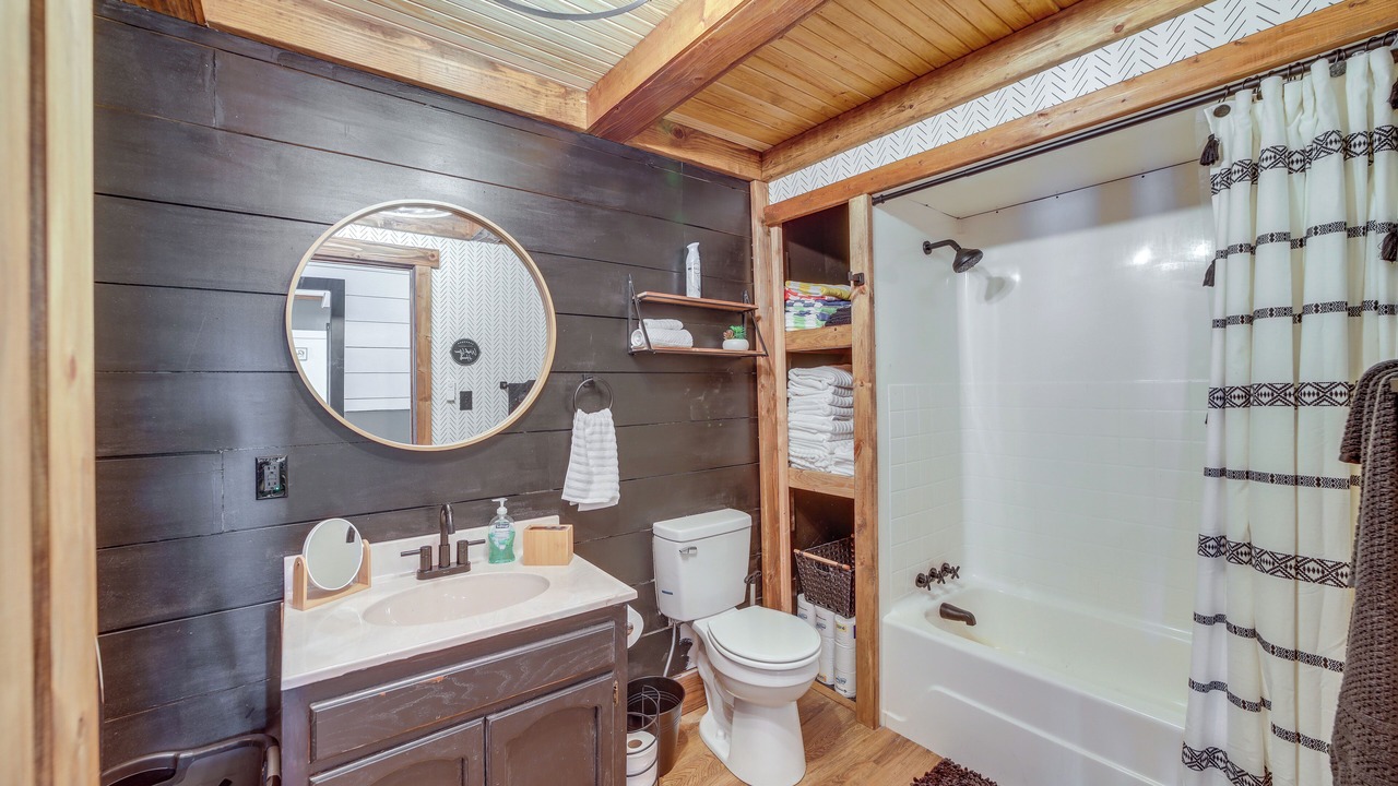 Photo of Bathroom in Grove