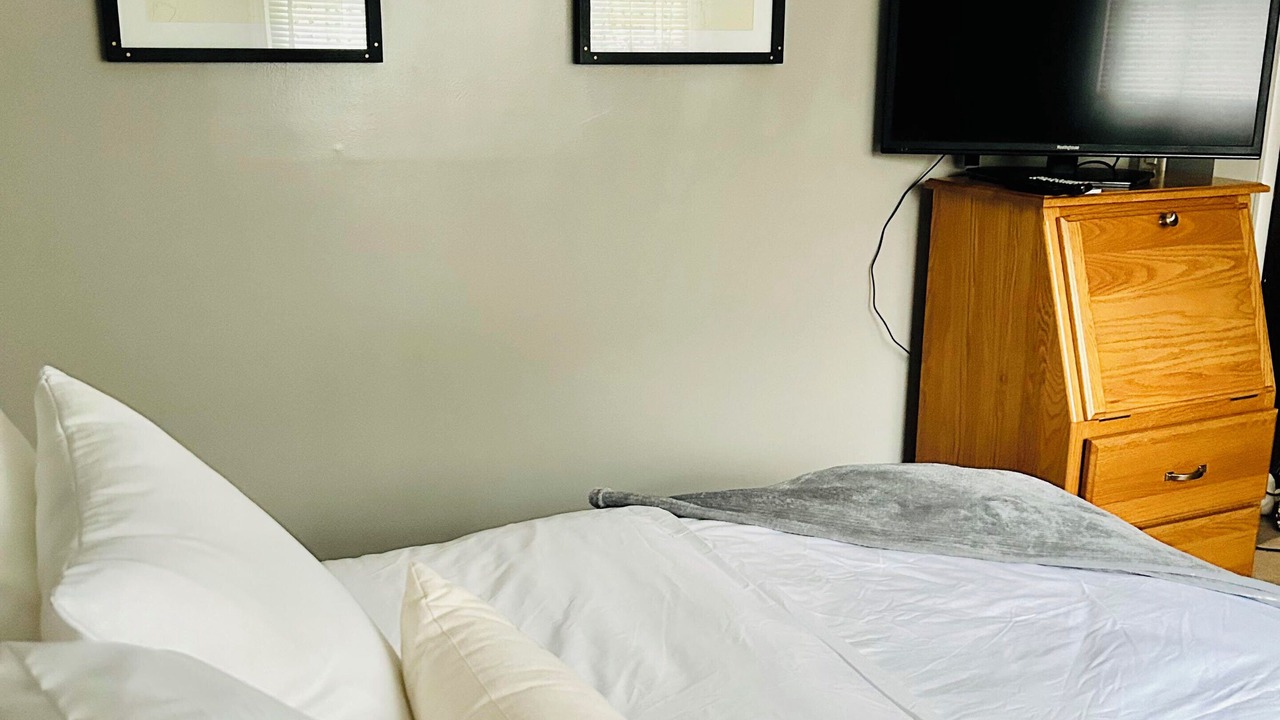 Photo of Bedroom in Pine Grove Mills