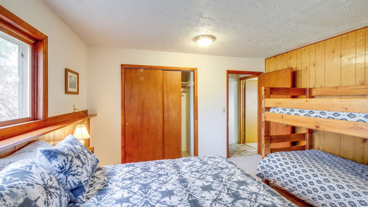 Photo of Bedroom in Corvallis