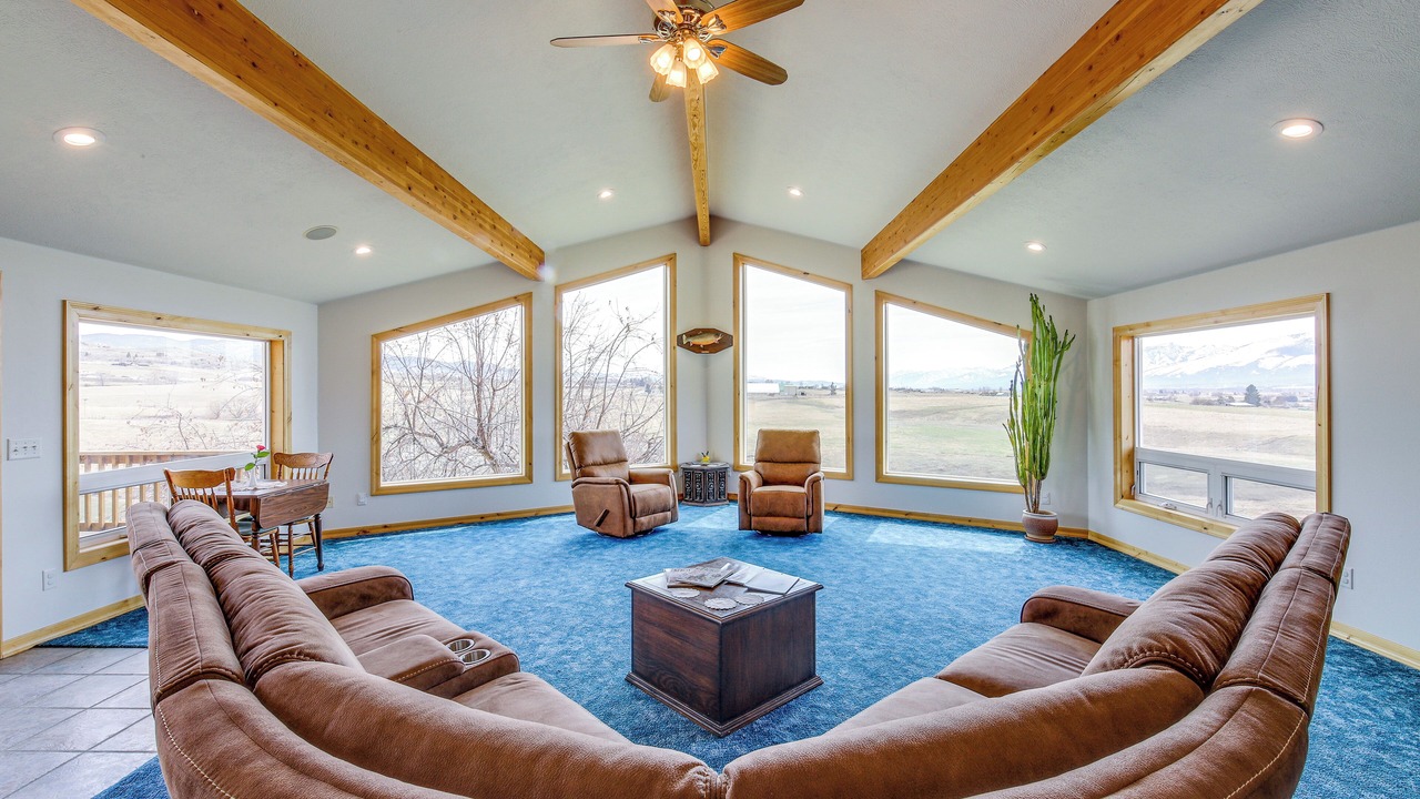 Photo of Livingroom in Corvallis