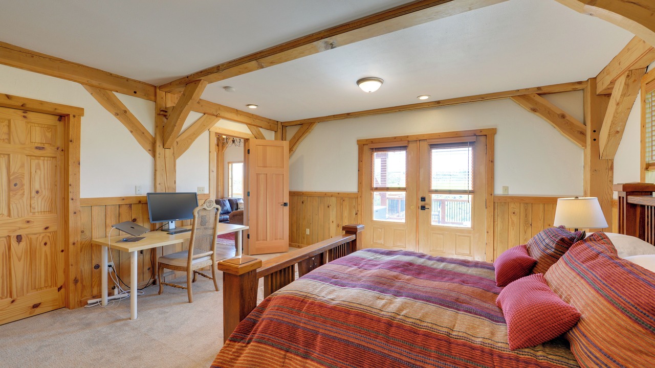 Photo of Bedroom in Felt