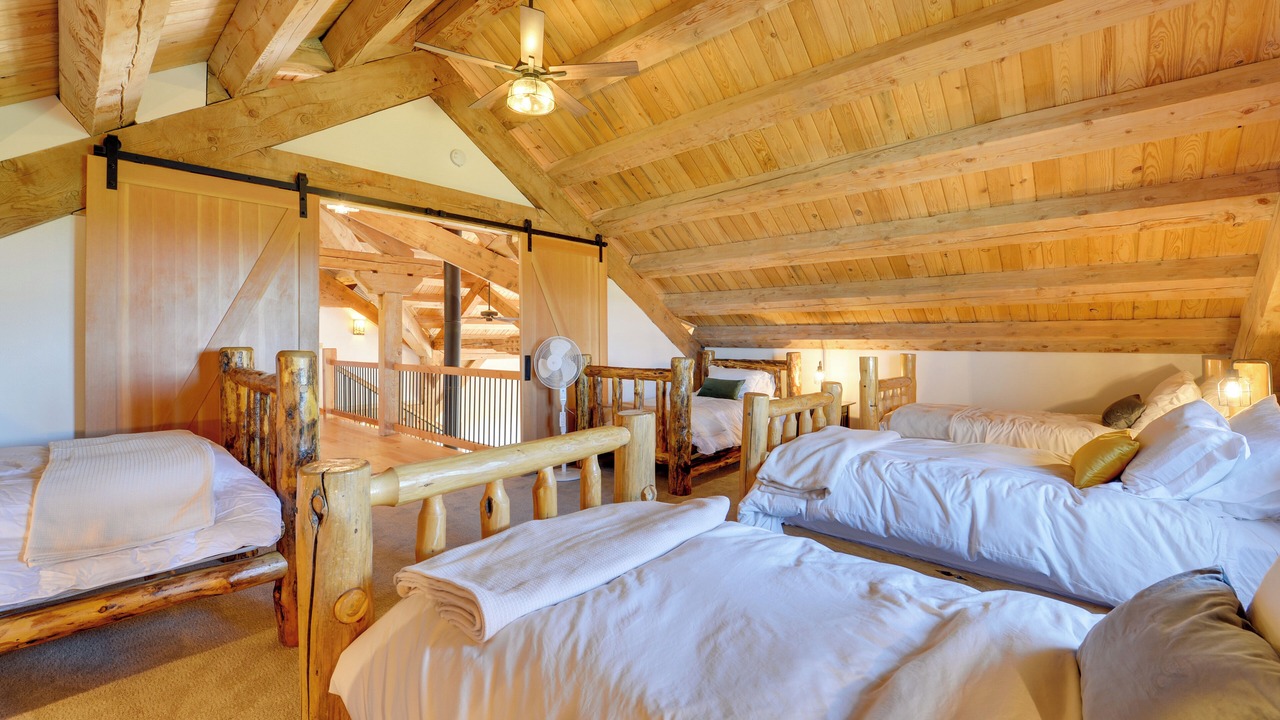 Photo of Bedroom in Felt