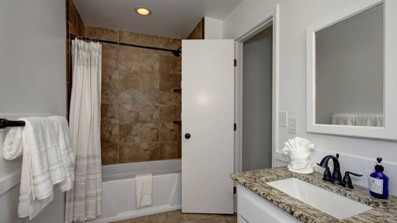 Photo of Bathroom in Nampa