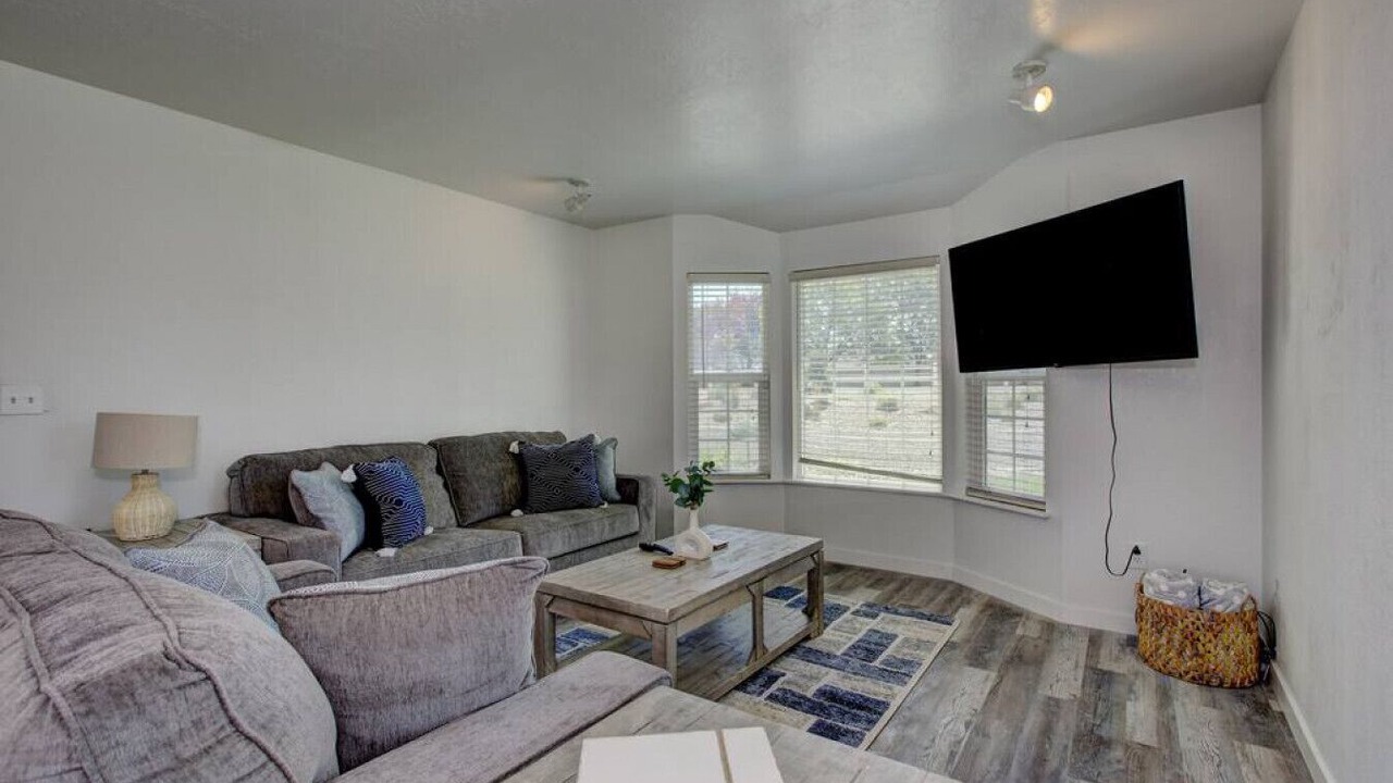 Photo of Bedroom in Nampa