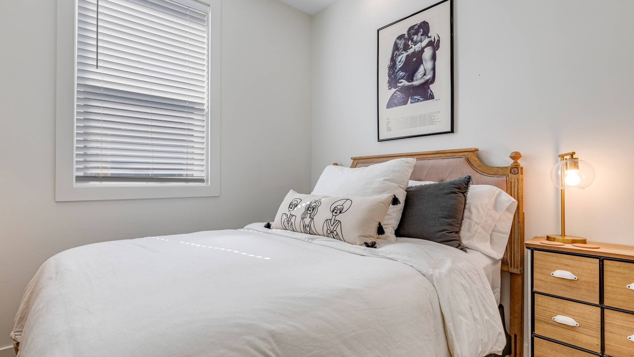 Photo of Bedroom in North End