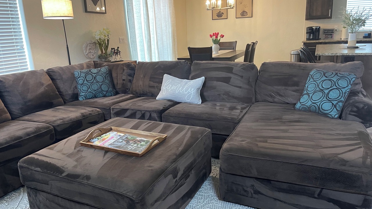 Photo of Livingroom in West Valley