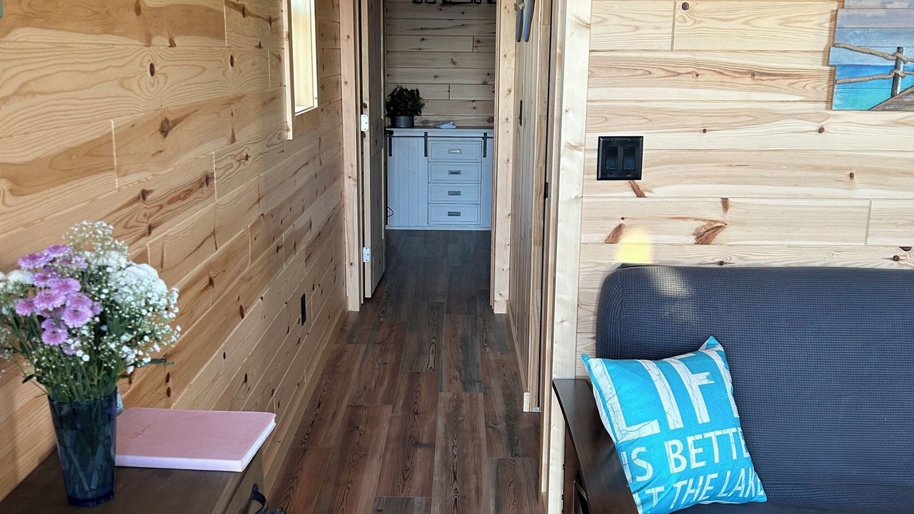 Photo of Livingroom in Elmo