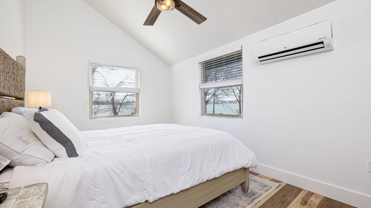 Photo of Bedroom in Saint Johns