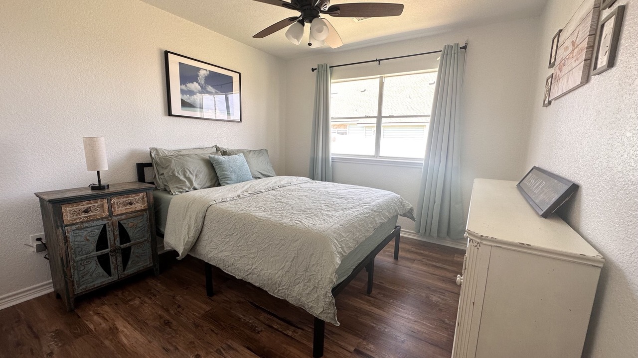 Photo of Bedroom in Indian Beach